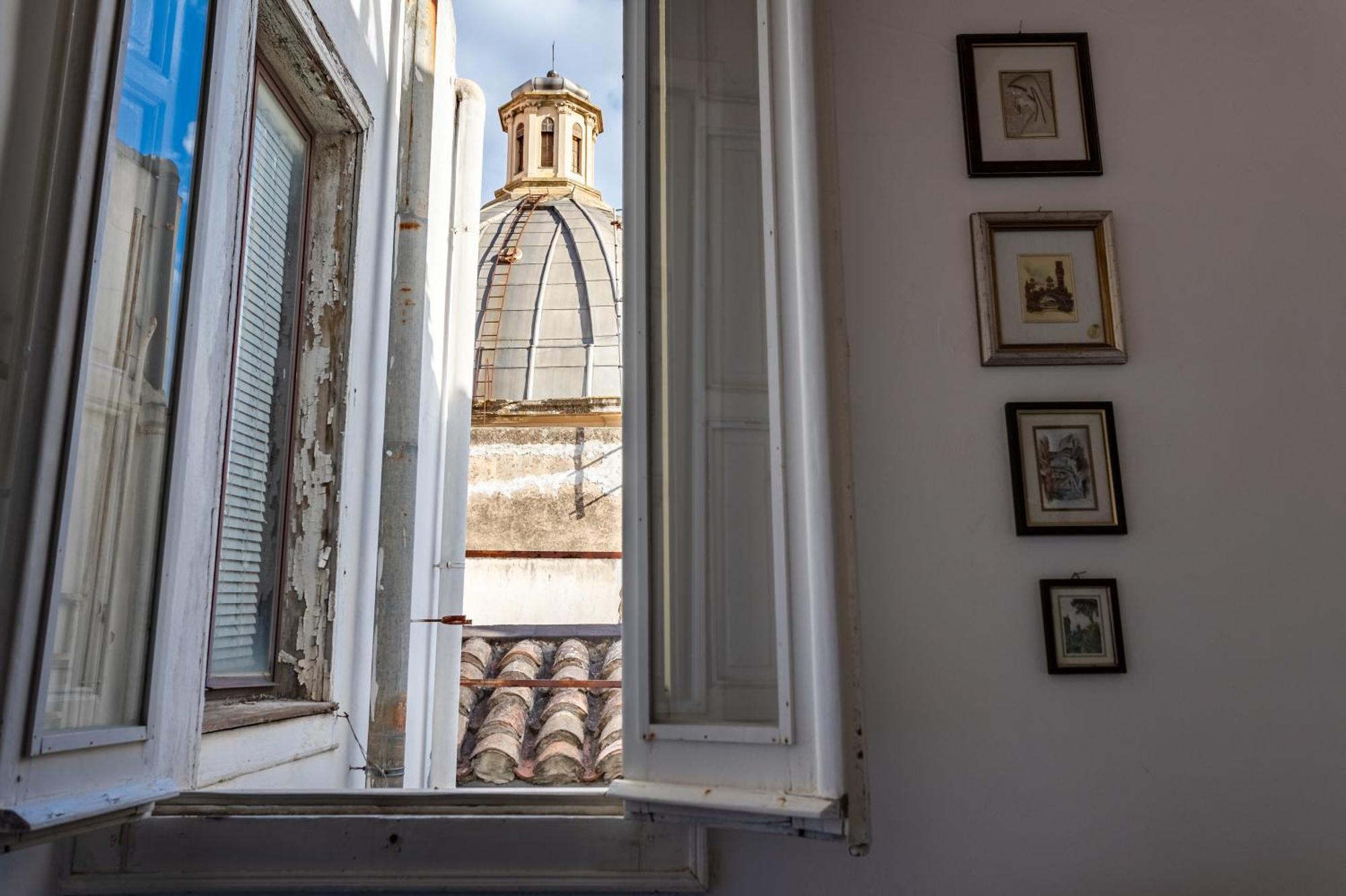 La Dolce Vita Cagliari Luaran gambar